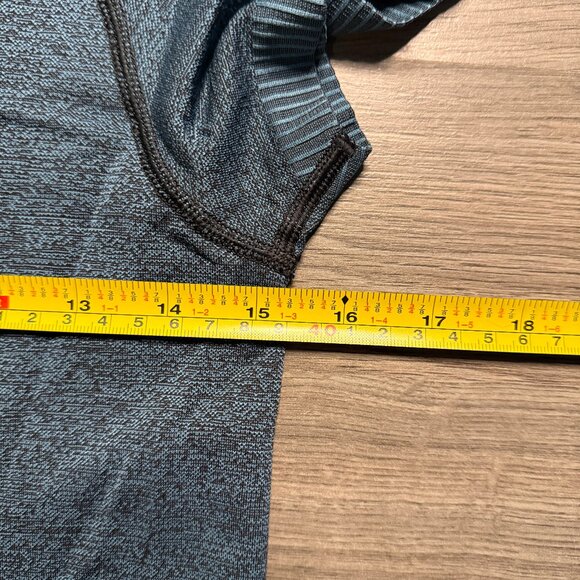 Lululemon Women's Swiftly Tech Short Sleeve Crew - Blue/Black - Picture 6 of 7